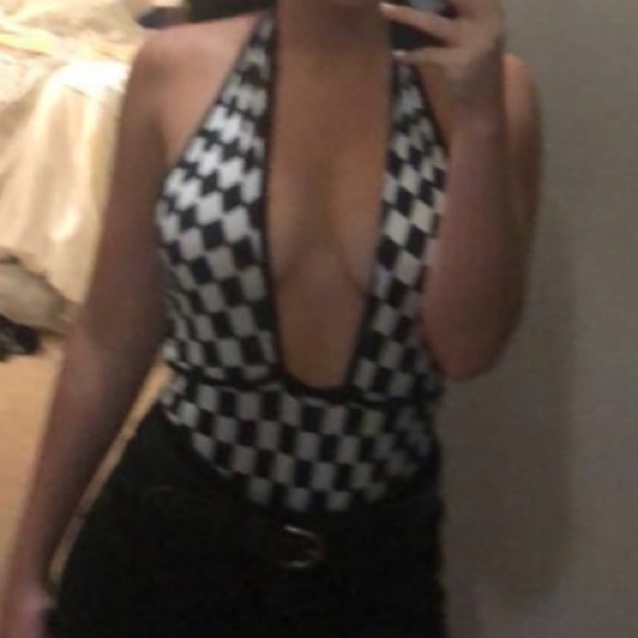 Cut Out Checker Bodysuit - Picture 4 of 4